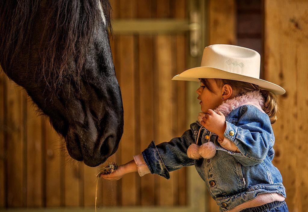 El Bronco Working Ranch Izsak Luaran gambar